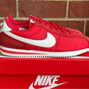 New Nike Cortez Valentine's Day Red White Youth Grade School Sneakers NIB Shoes